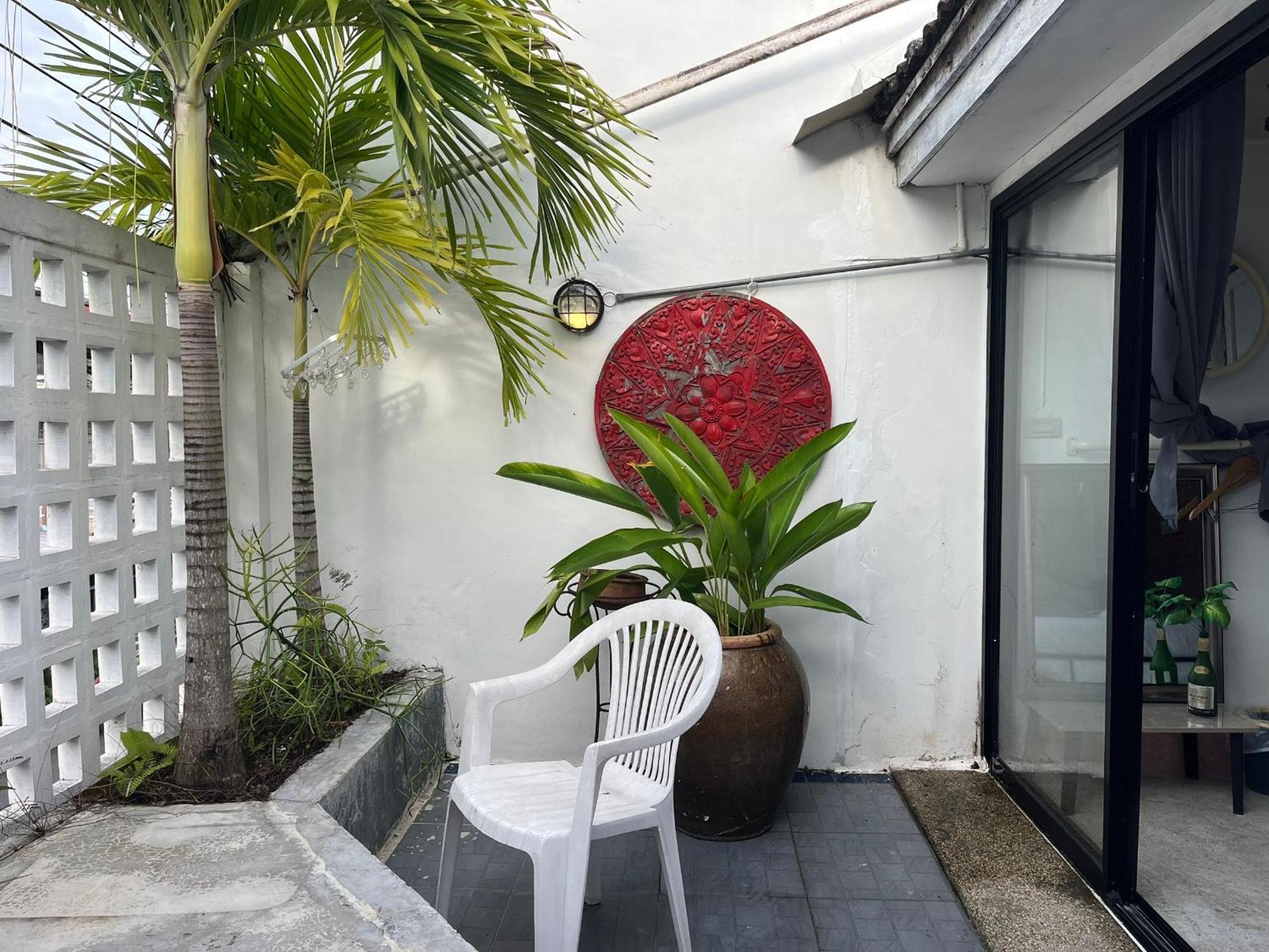 Auntie & Niece Phuket Apartment Ban Sam Kong Exterior photo